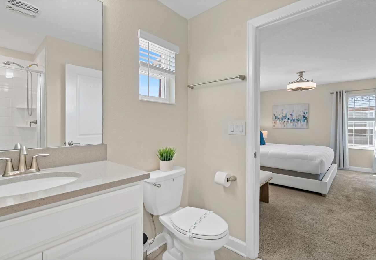 Townhouse in Kissimmee - Wonderful Townhouse 5Beds/4Baths/Pool/5 Min Disney