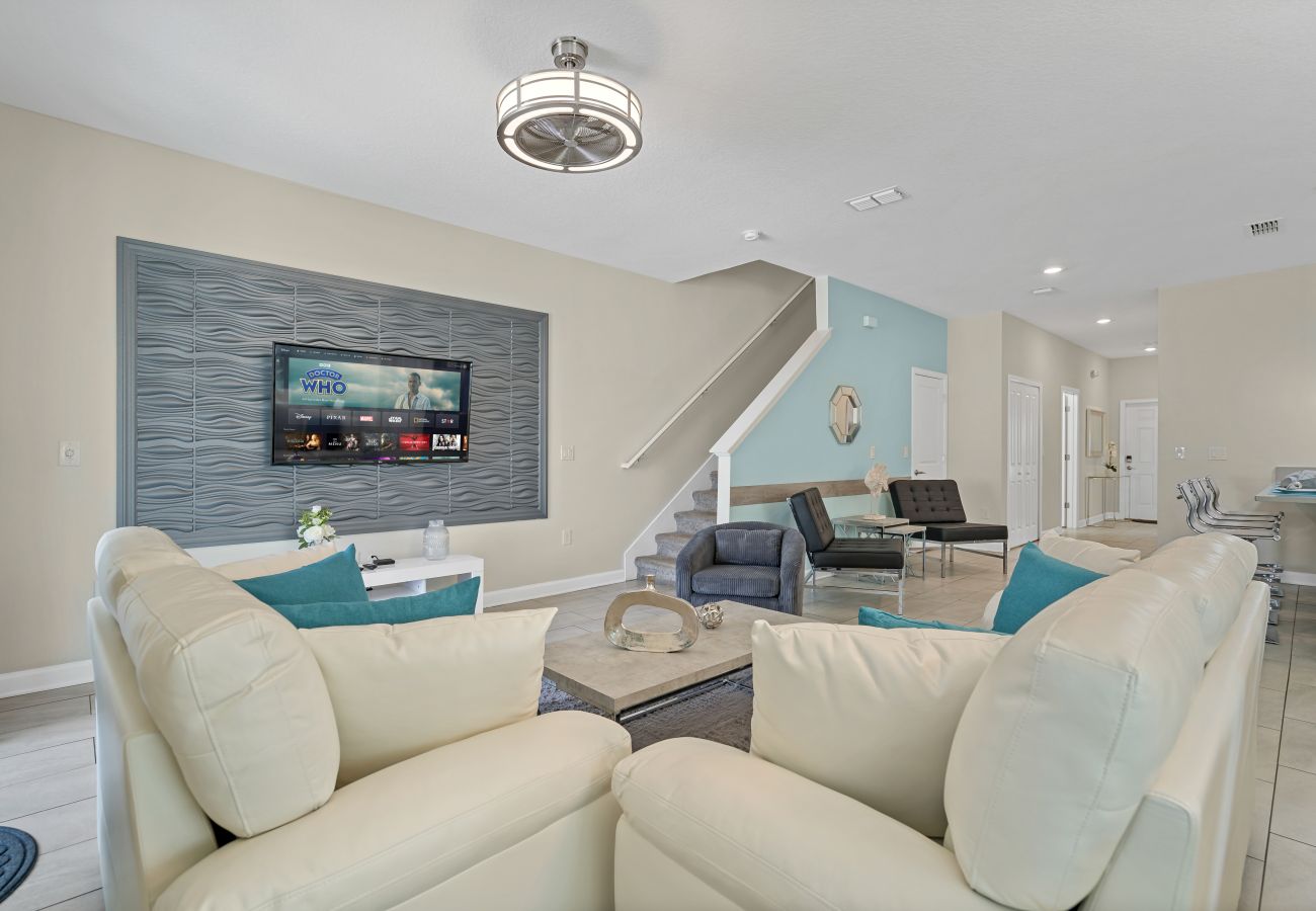 Townhouse in Kissimmee - Wonderful Townhouse 5Beds/4Baths/Pool/5 Min Disney