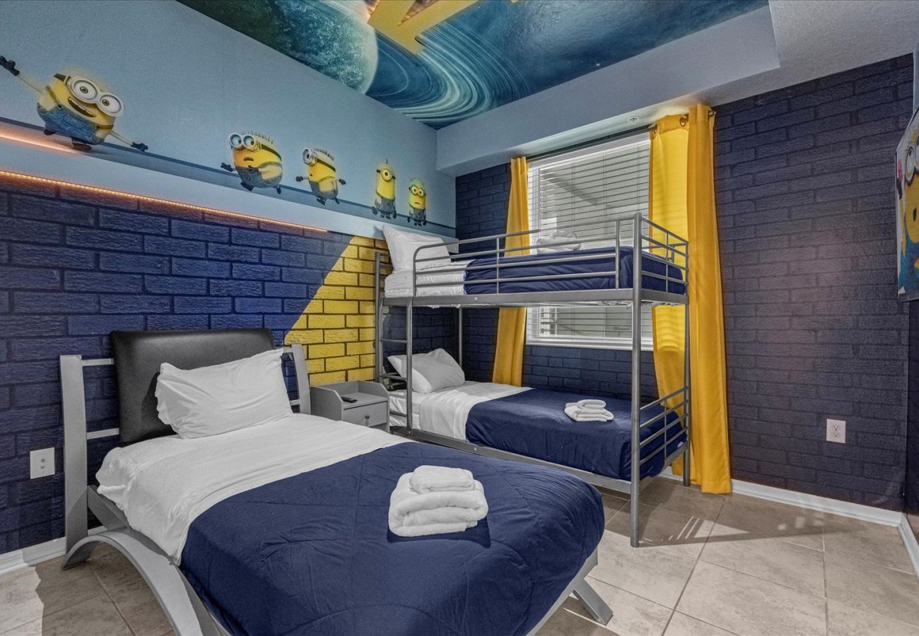 Apartment in Kissimmee - Luxury Condo 2Bed/2Bath/5Min Disney