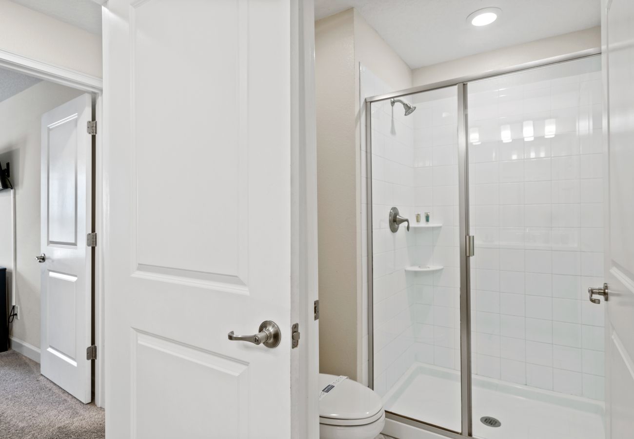 Townhouse in Florida - Sweet Townhouse  4Beds/3Bath/Pool/Jacuzzi/18Min From Disney