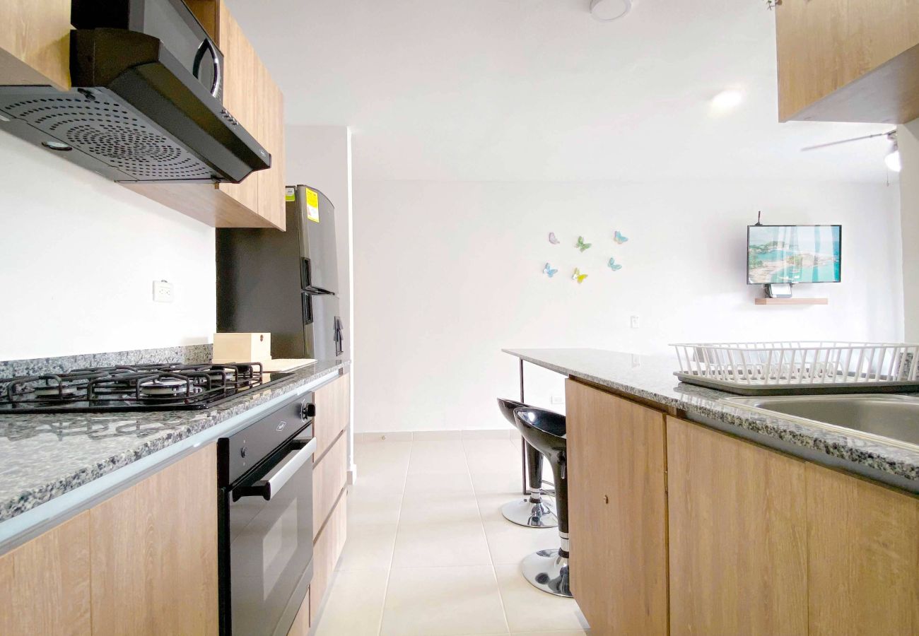 Apartment in Santa Marta - Santa Marta Nature Oasis: 2BR, 2 Baths & Free Parking