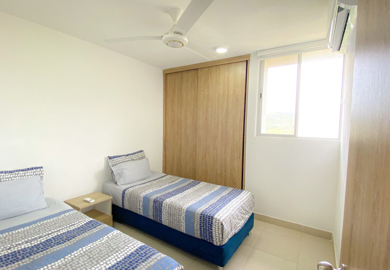 Apartment in Santa Marta - Santa Marta Natural Getaway: Mountain & Greenery Views 2BR, 2 Baths & Free Parking